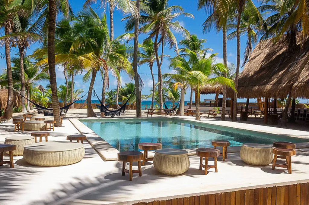 piscine hotel selina